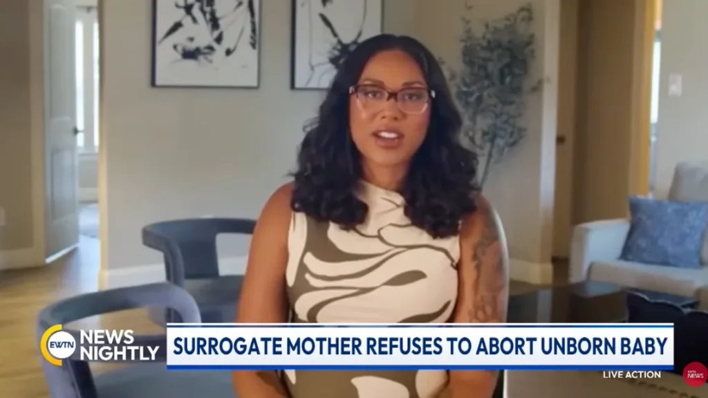Surrogatmoderen McKenna West