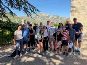Pastor Michael Sliney og andre pilgrimme på St. Charbel-stien i Libanon