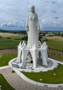 Statue af Jomfru Maria i Konotopie i Polen.