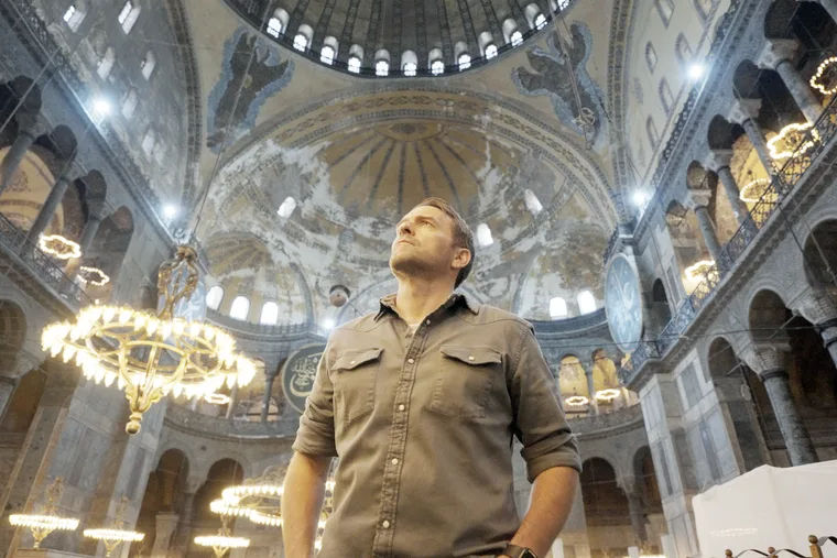 Dave Stotts i Hagia Sofias indre i Istanbul.