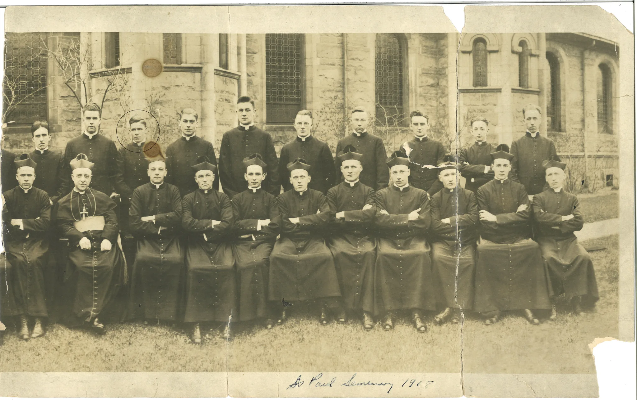 Fulton Sheen sammen med sit hold fra præsteseminariet i 1918
