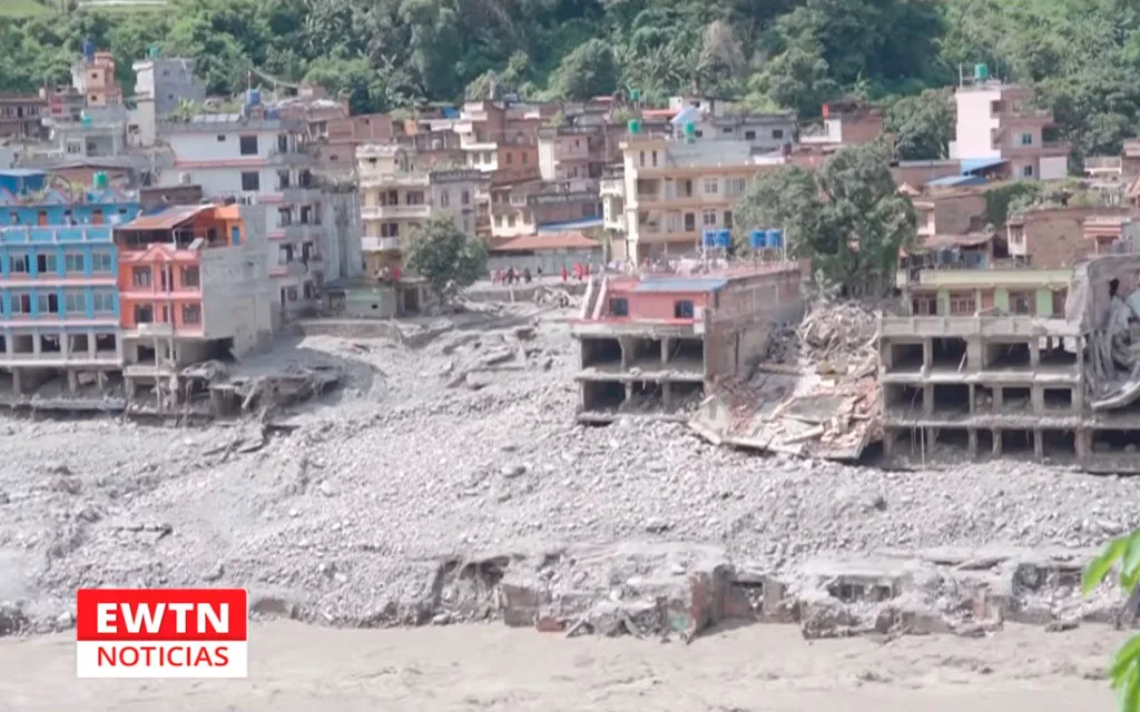 Oversvømmelsesramt område i Nepal den 26. august 2026