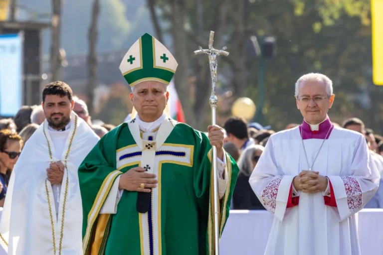 Pave Leo XIV fejrer messe i Lourdes